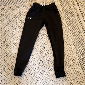 UA boys xl youth joggers GUC sweatpants